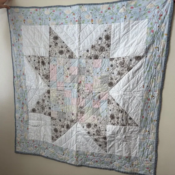 Hand Stitched Baby Quilt - Picture 4 of 12